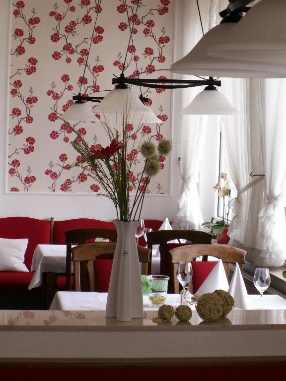 Thermen Hotel Pension Villa Holstein باد سالزفلن المظهر الخارجي الصورة