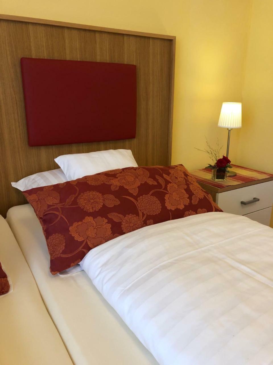 Thermen Hotel Pension Villa Holstein باد سالزفلن المظهر الخارجي الصورة
