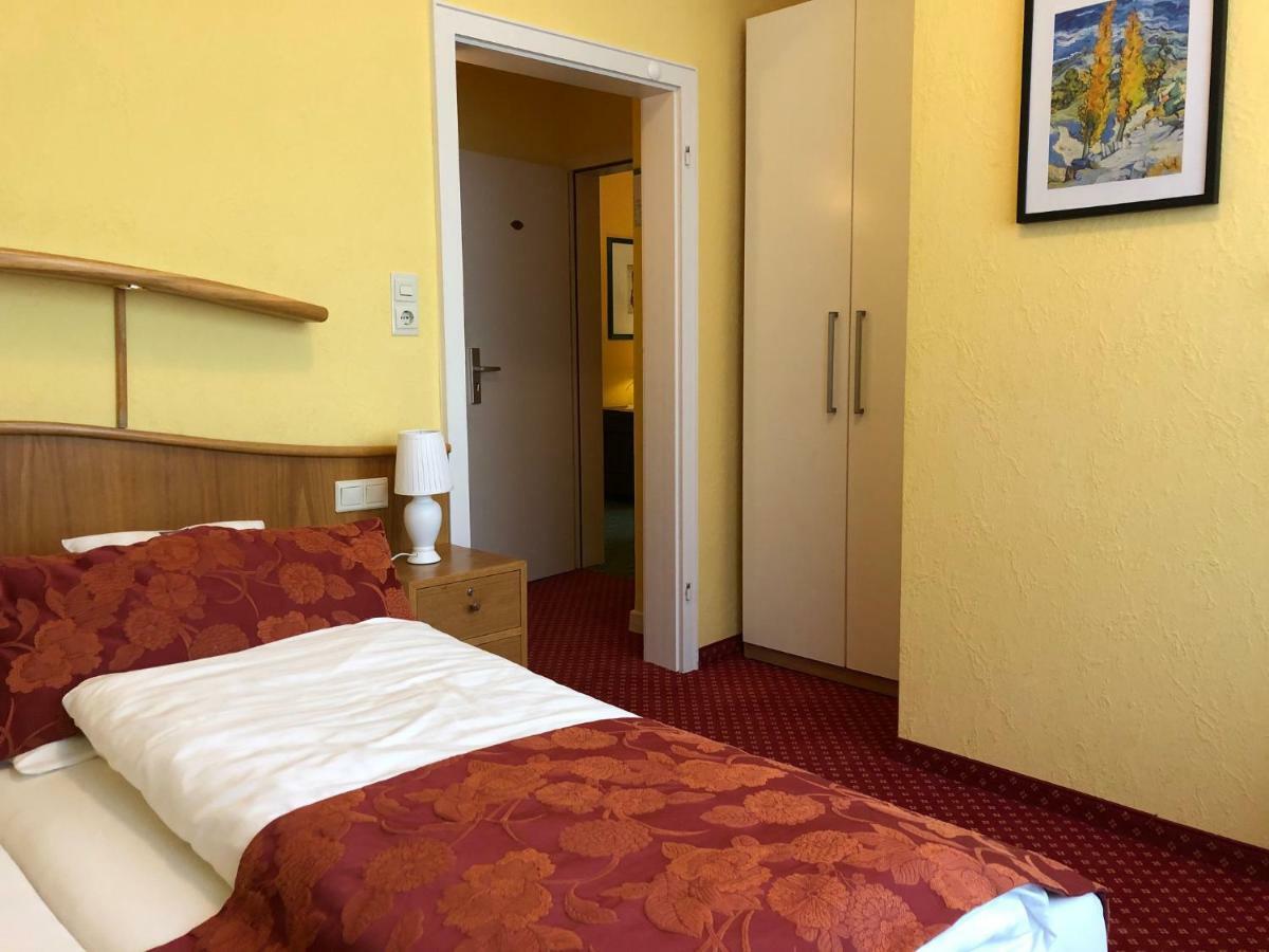 Thermen Hotel Pension Villa Holstein باد سالزفلن المظهر الخارجي الصورة